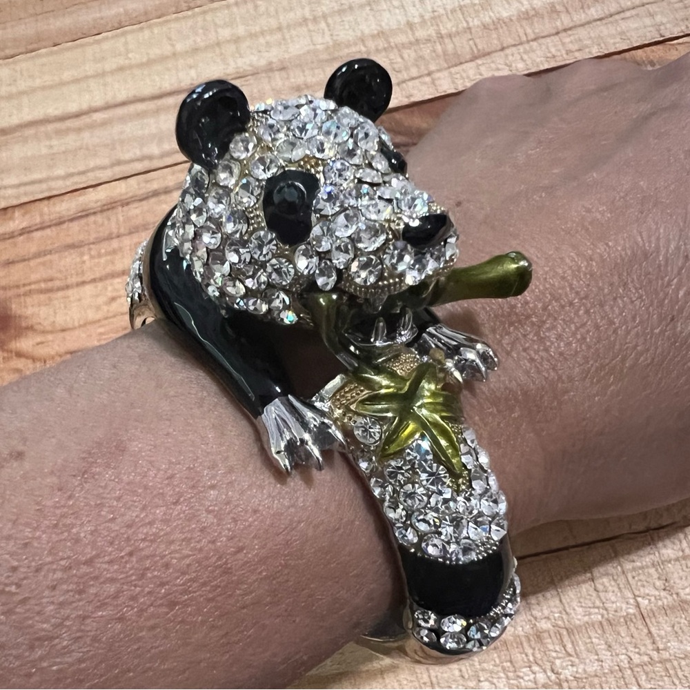 Silver color panda cuff bracelet